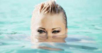 Φακοί επαφής και κολύμπι - Όλα όσα θα πρέπει να ξέρετε