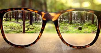 Γιατί αλλάζει η όραση με την ηλικία;