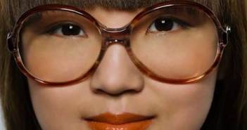 Γιατί τα περισσότερα Κινεζάκια φορούν γυαλιά μυωπίας;