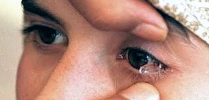 Παιδί κλαίει κρυστάλλινες πέτρες αντί για δάκρυα