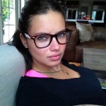 Διάσημες με γυαλιά οράσεως 4