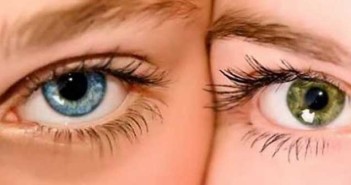 Η σπιτική «θαυματουργή» μάσκα ματιών