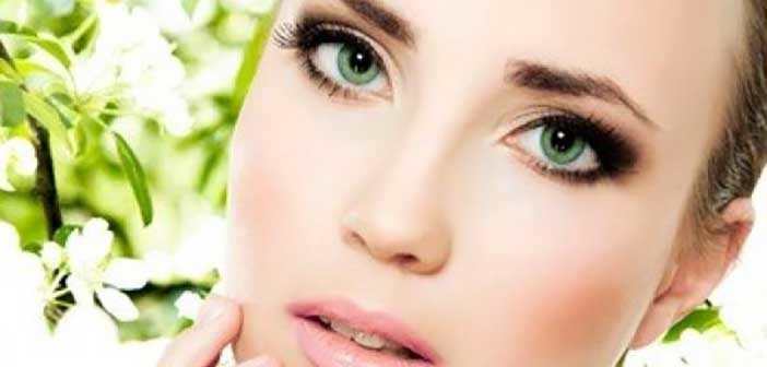 Φυτική μάσκα με χαμομήλι για πρησμένα μάτια