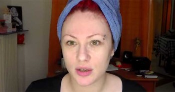 Πώς να βγάλετε τα φρύδια σας με κλωστή