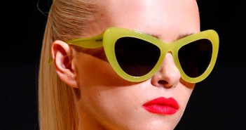 Πέντε λόγοι για να φοράς γυαλιά ηλίου