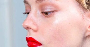 Συμβουλές μακιγιάζ ματιών για κόκκινο κραγιόν