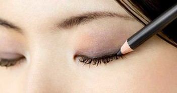 Έξι διαφορετικοί τρόποι χρήσης του μολυβιού ματιών