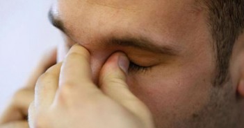 Γιατί όταν είμαστε κουρασμένοι τρίβουμε τα μάτια μας;