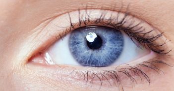 Ποιοι κινδυνεύουν να παρουσιάσουν ηλικιακή εκφύλιση της ωχράς;